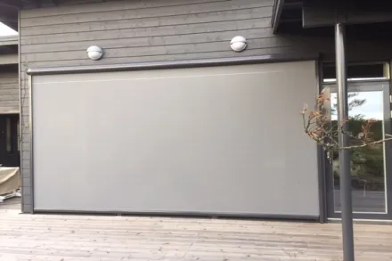 Zipscreen 15