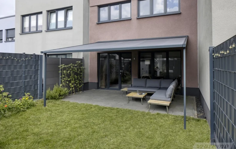 Pergolamarkiisi P40 Weather edition