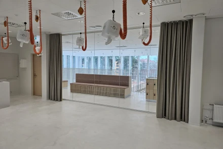 Pedeluxin peiliverho suojaa peilejä silloin, kun niitä ei käytetä