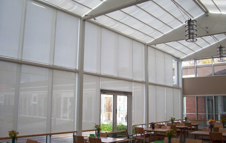 Sisäpuolinen screenkaihdin