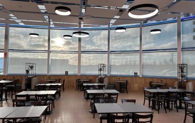 Pedelux screen kahvilaan