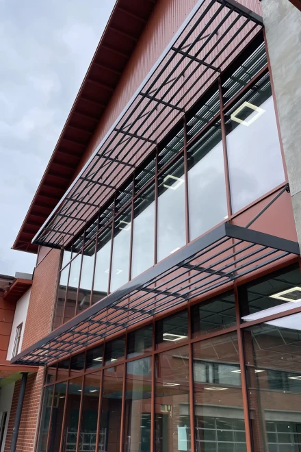 Pedelux alumiininen aurinkosäleikkö SunBlock95